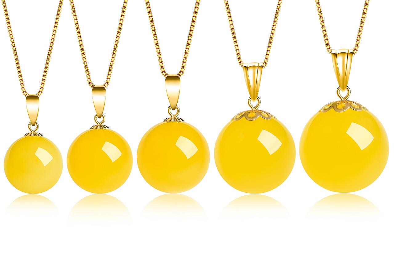 18k蜜蜡吊坠（图ZMTIwOTk5NTYw） - 产品摄影 - 站酷设计师摄影师河马原创素材 - 站酷ZCOOL