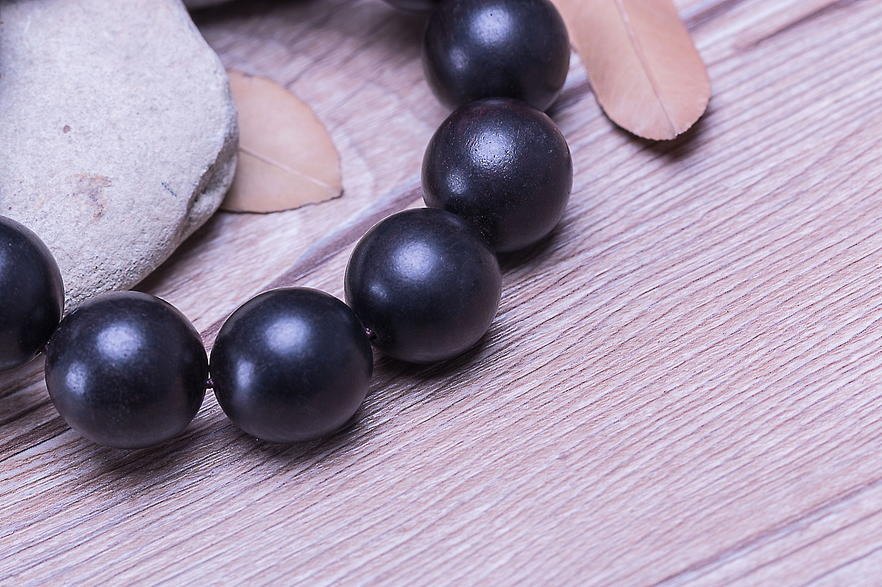 紫光檀文玩佛珠手串电商产品摄影