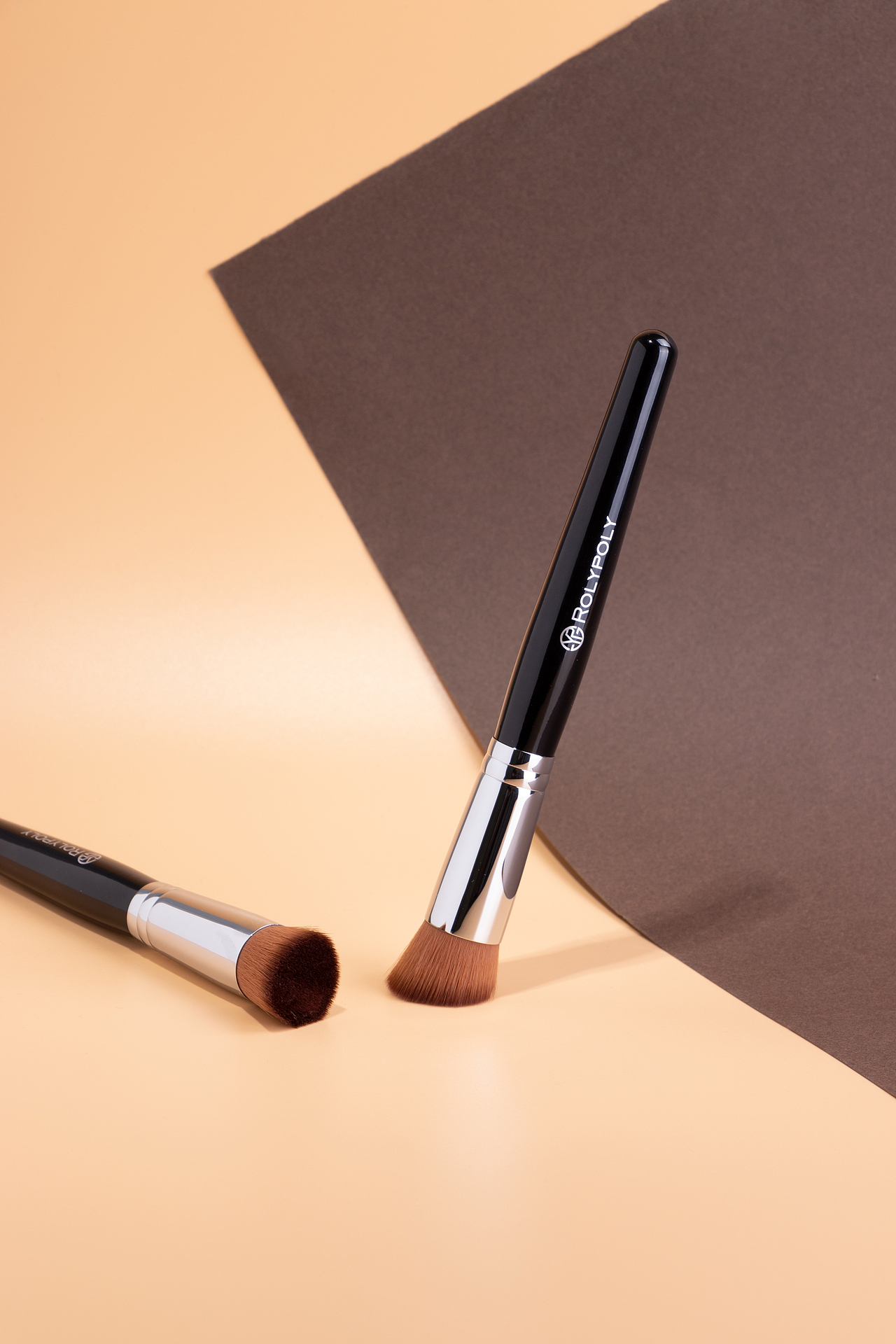 斜头圆面粉底刷