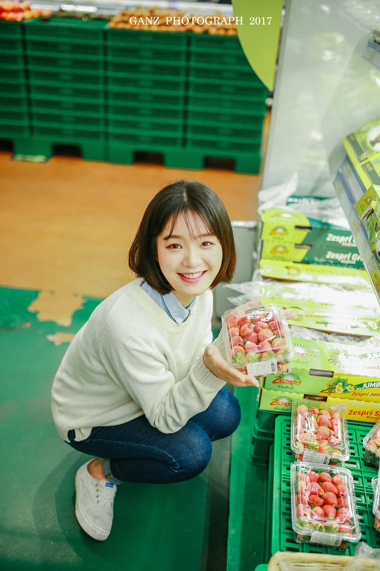 《超市日记》（图ZNzQ0NDc4OTI=） - 人像摄影 - 站酷设计师甘蔗Ganz原创素材 - 站酷ZCOOL