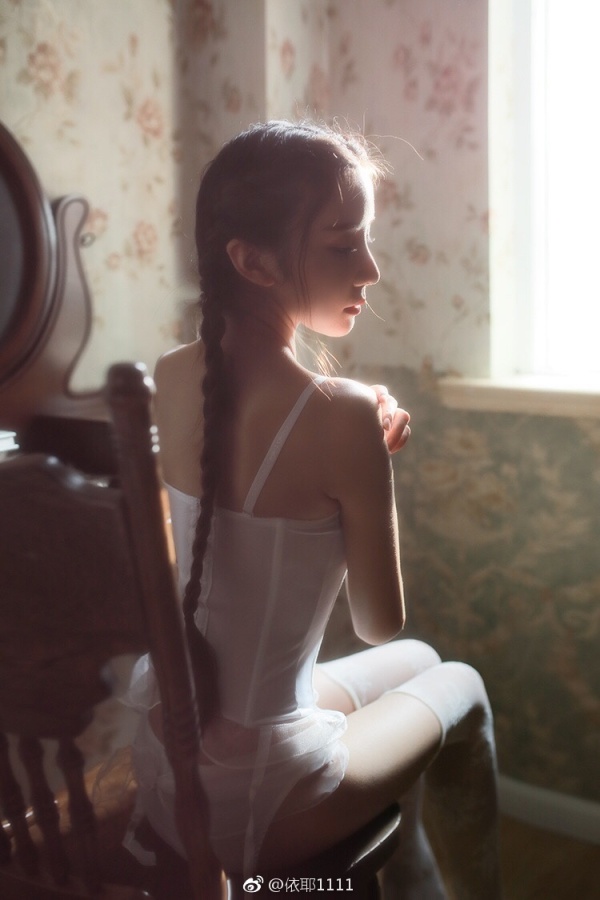 C4D永遠(yuǎn)的神的個(gè)人主頁(yè)（背景預(yù)覽） - 主頁(yè)背景設(shè)置 - 站酷設(shè)計(jì)師C4D永遠(yuǎn)的神原創(chuàng)素材 - 站酷ZCOOL