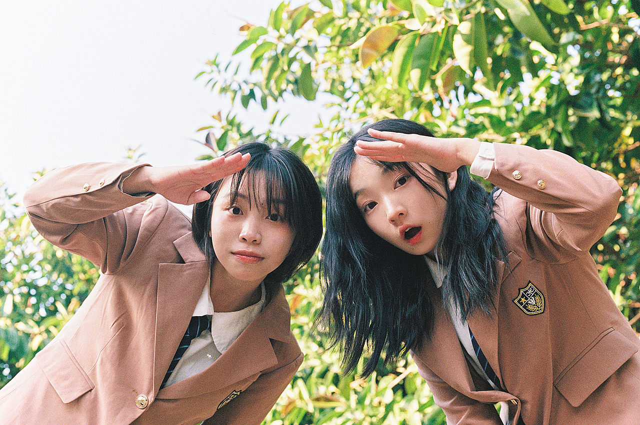 少女邂逅（图ZMjQxNzMwMDQ4） - 人像摄影 - 站酷设计师咔嚓旺旺原创素材 - 站酷ZCOOL