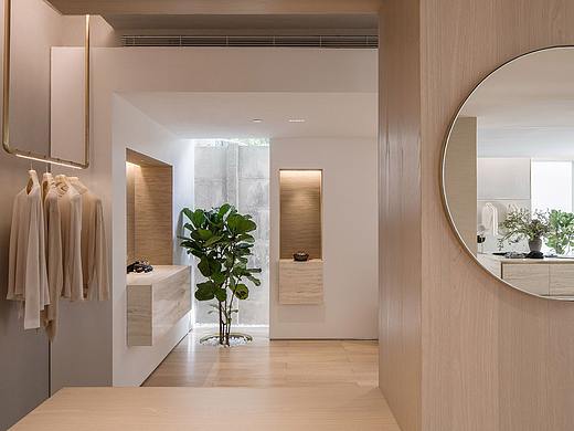 「服装店设计」自然原木气息 ▏纯天然服饰