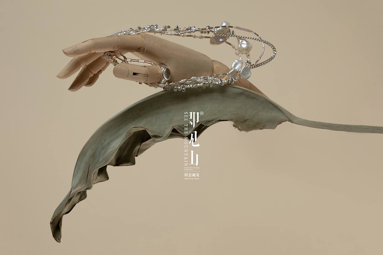 寂静之声 | 在灰调中遇见温柔|产品氛围拍摄