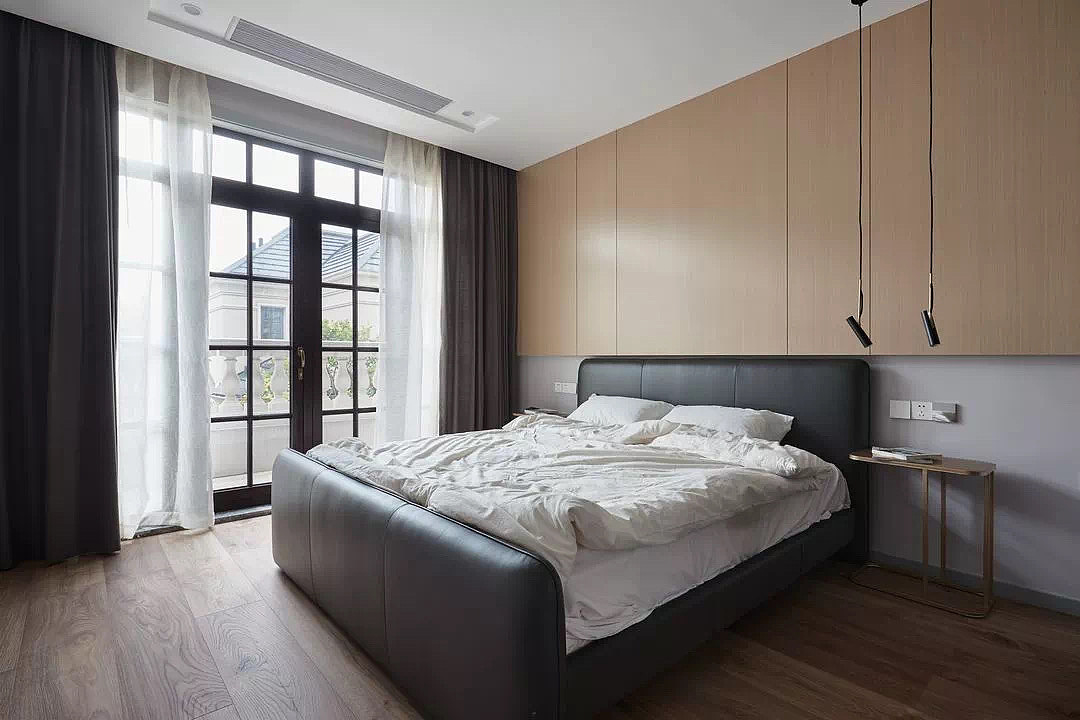 面朝青山湖,春暖花又开的度假风大宅