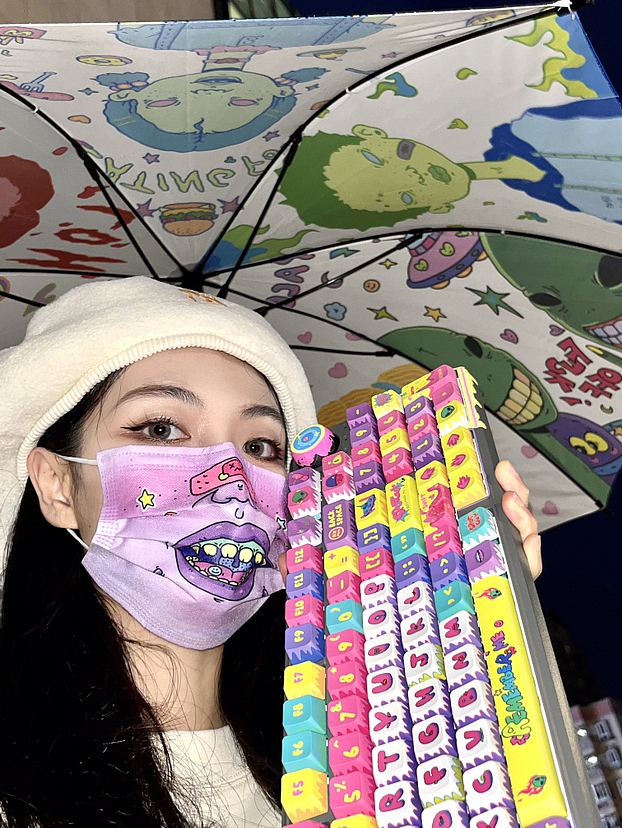 我设计的第一款键帽来了!