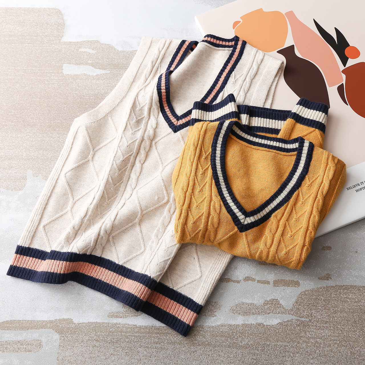 女装平铺创意组合图淘宝拍图