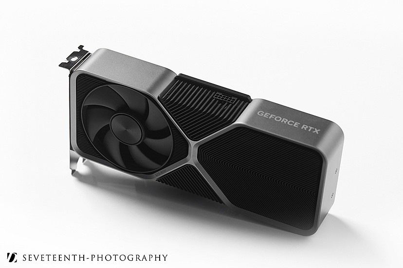 NVIDIA GEFORCE RTX 4070 公版显卡🎬作品欣赏📷（图ZMzY0MTMzOTA4） - 产品摄影 - 站酷设计师浩子haoz原创素材 - 站酷ZCOOL