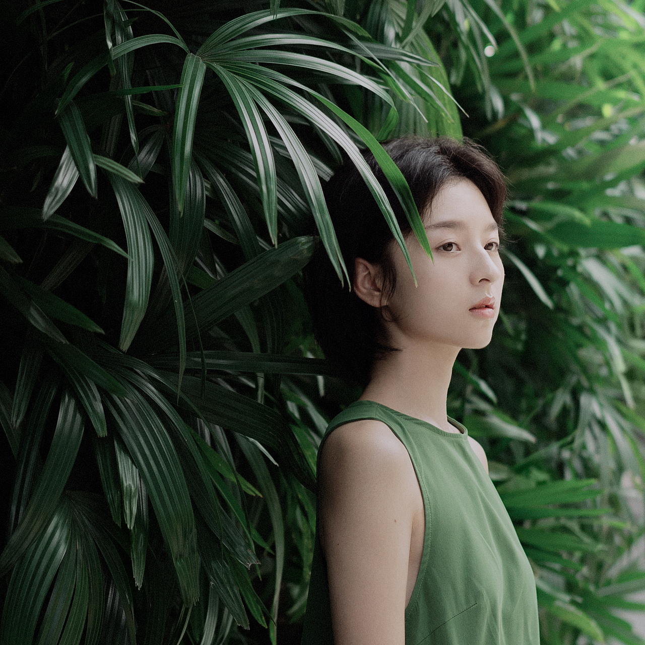从此你在我心里只剩绿色（图ZMjgyOTI3OTM2） - 人像摄影 - 站酷设计师熊天天原创素材 - 站酷ZCOOL