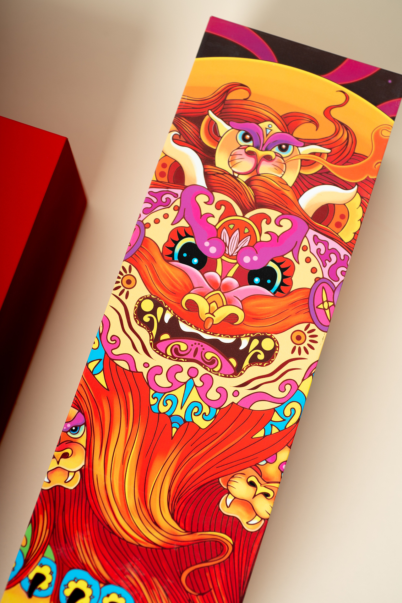 华为新年礼盒 —— 山与海（图ZMTkzOTM1NzEy） - 包装 - 站酷设计师LoyLau520原创素材 - 站酷ZCOOL