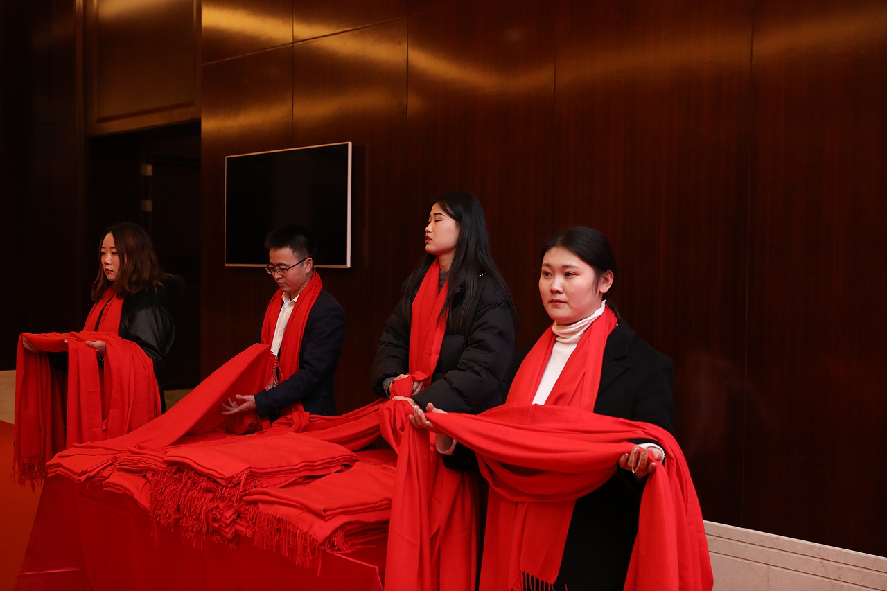 企业年会场布示意效果图