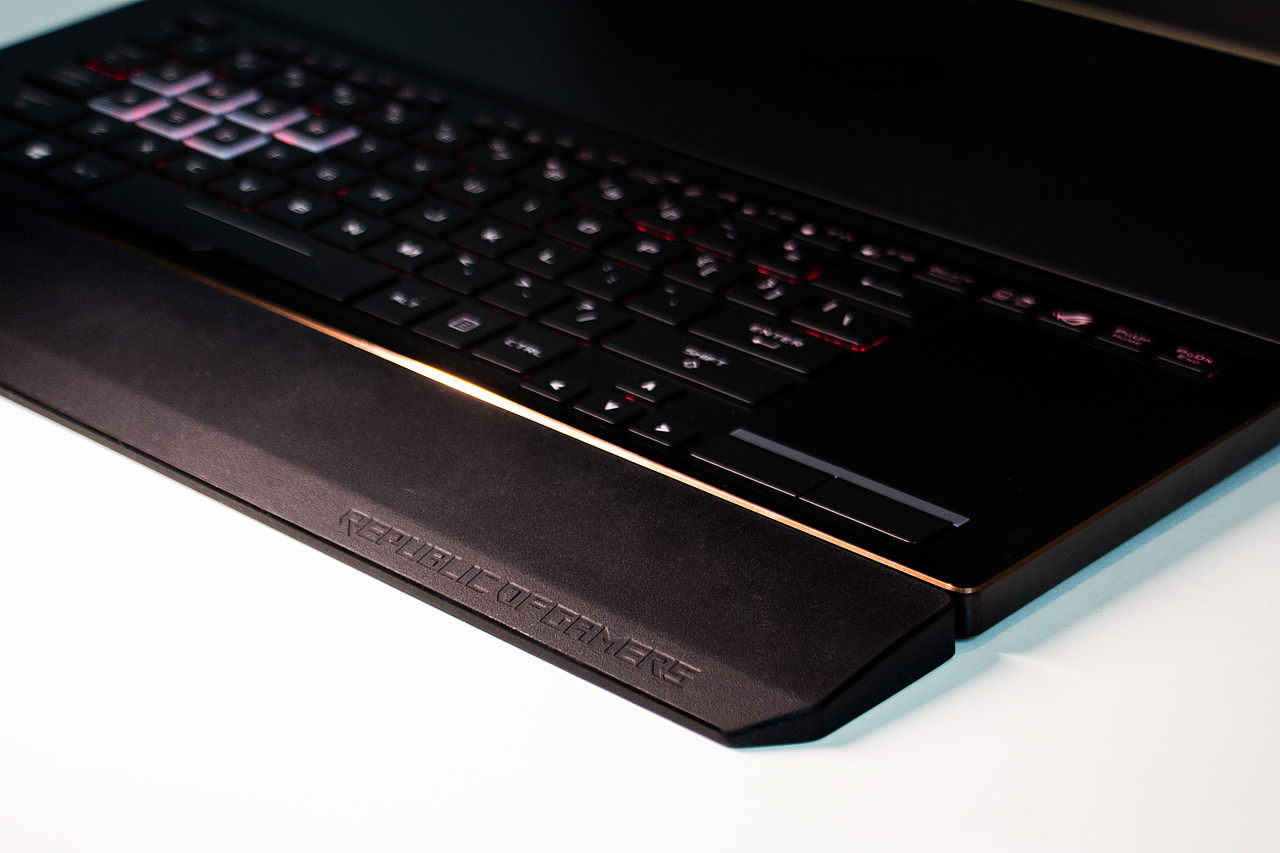 华硕笔记本细节拍摄（图ZMTIzMzY1Mjg0） - 产品摄影 - 站酷设计师JasonZhu原创素材 - 站酷ZCOOL