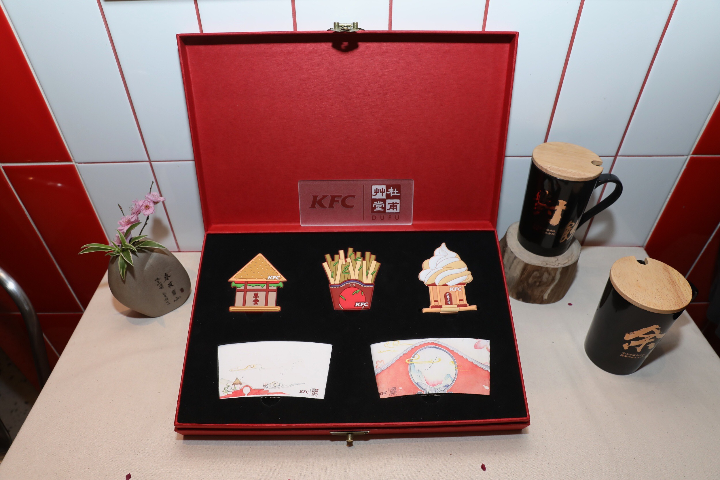 科技赋彩 文创焕新｜中传文创多维赋能第二十届贵州旅发大会