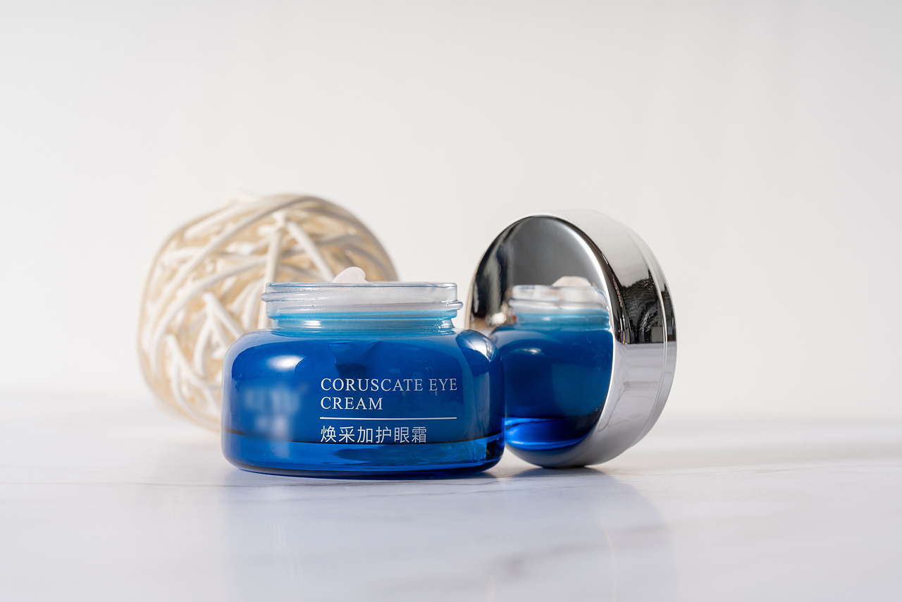 眼霜（图ZMTYyNjgzNjA0） - 产品摄影 - 站酷设计师咸鱼不是咸鱼原创素材 - 站酷ZCOOL