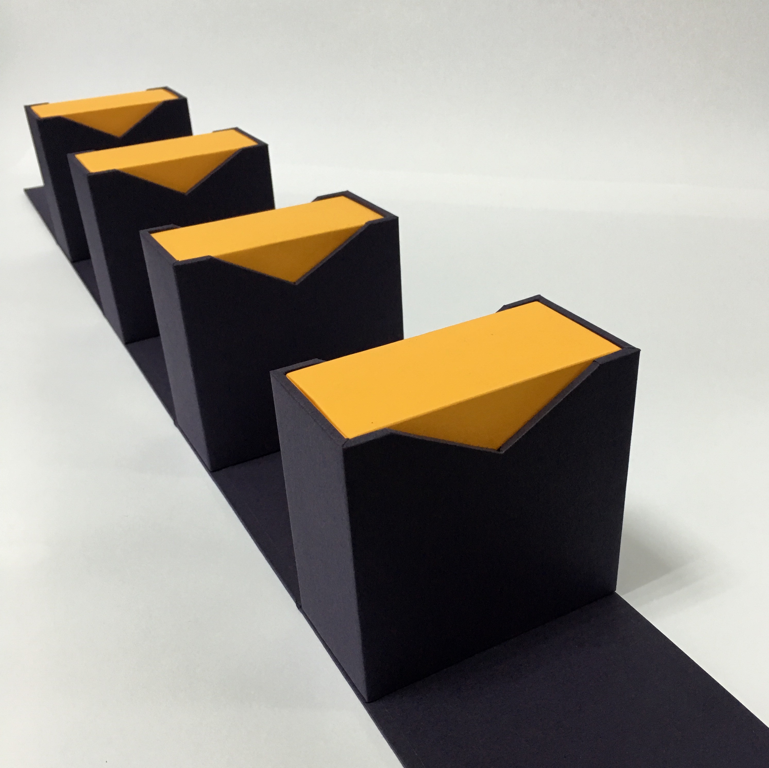 艺术纸精裱包装盒