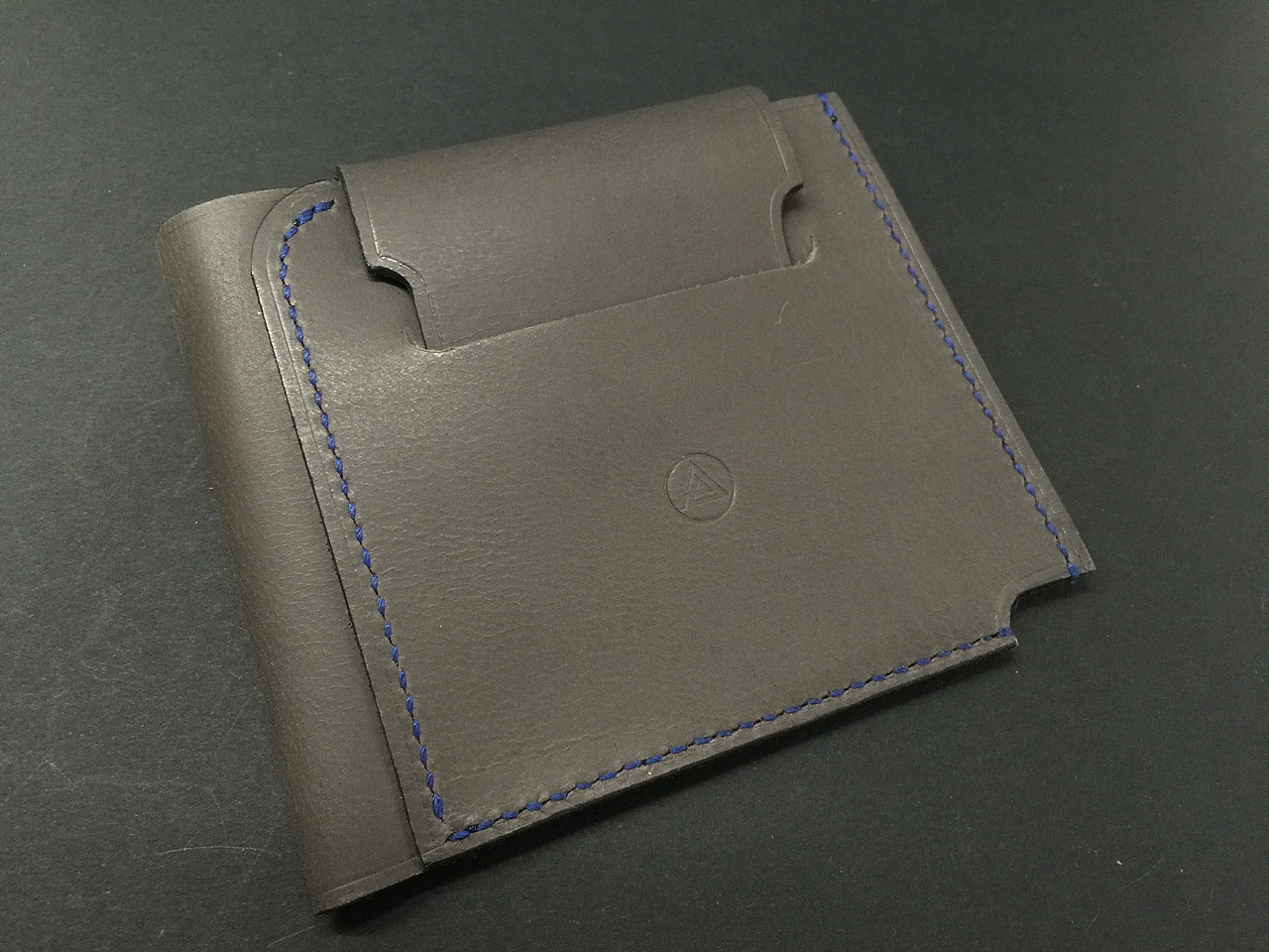 【原创】Poseidon手工皮具 复古系列合集（图ZNzYyNzg1NzI=） - 工艺品设计 - 站酷设计师945124原创素材 - 站酷ZCOOL