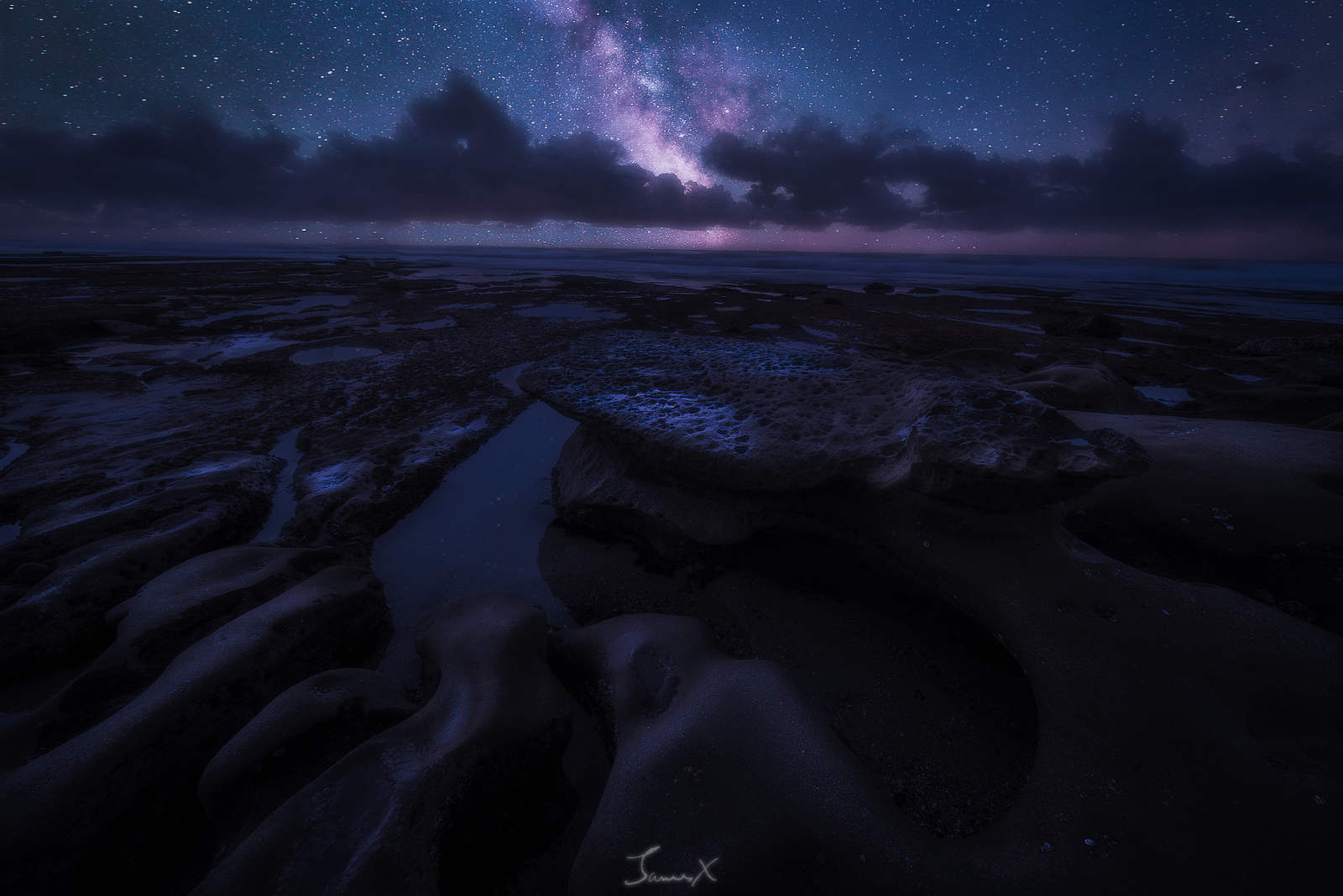 吳旵的个人主页（背景预览） - 主页背景设置 - 站酷设计师吳旵原创素材 - 站酷ZCOOL