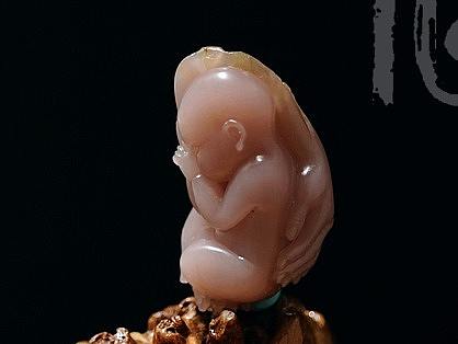 《传宗接代》和田玉粉色系俏雕
