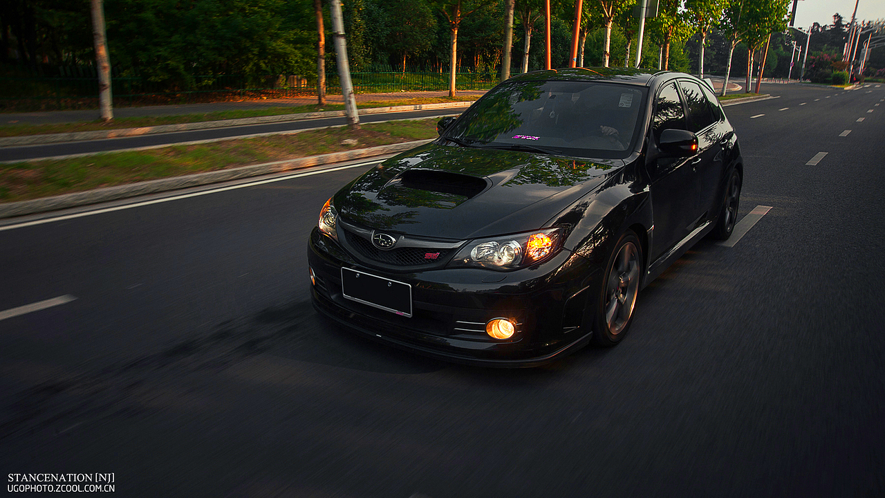 街道最强CP【Lancer EVO VS Impreza STI】（图ZMTIyODY4Mzcy） - 时尚/艺术摄影 - 站酷设计师超级何某某原创素材 - 站酷ZCOOL