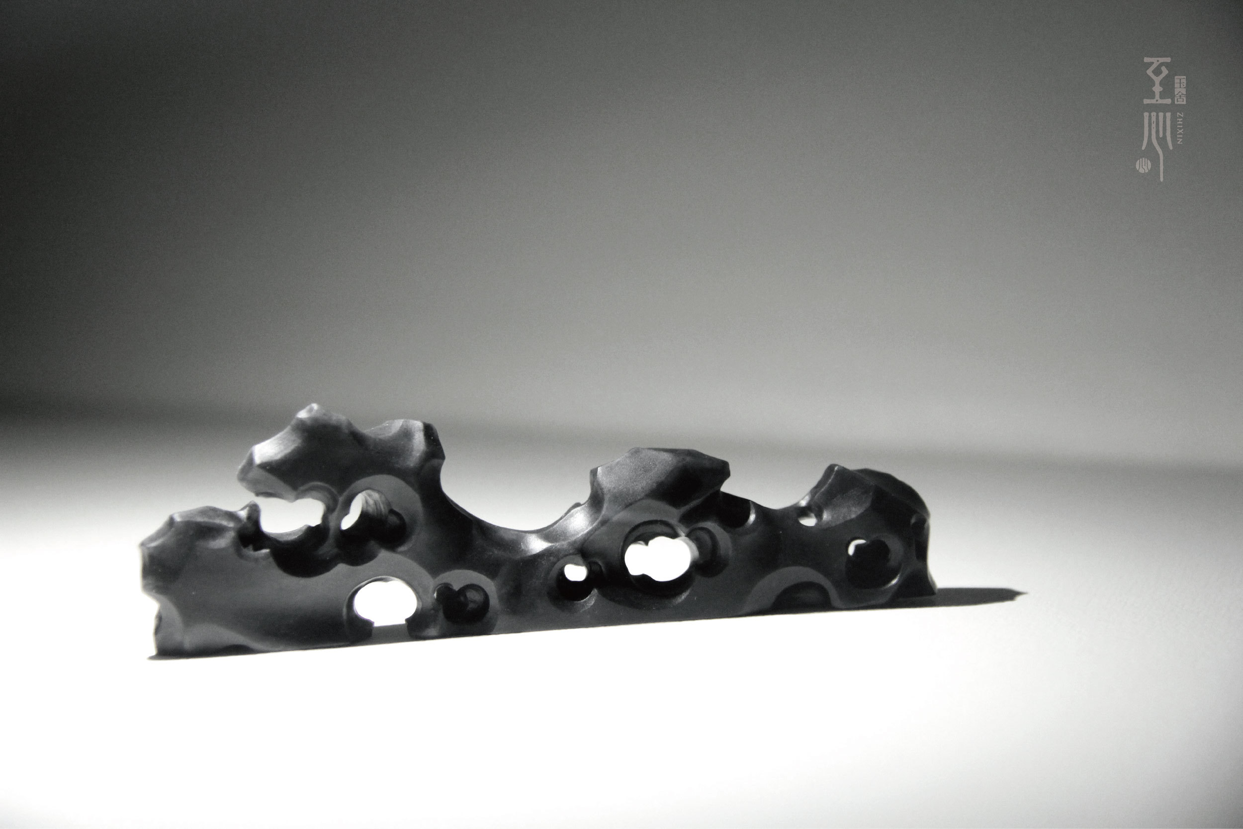 玲珑石〕笔搁|手工艺|工艺品设计|老郭的石头 - 原创作品 - 站酷