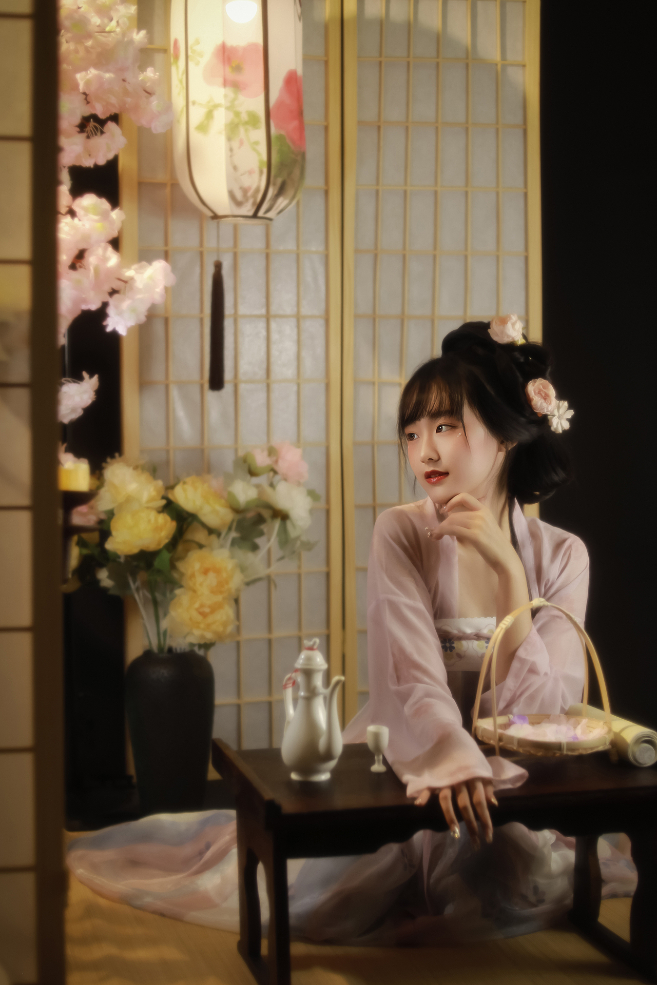 疏影横斜水清浅,暗香浮动月黄昏...