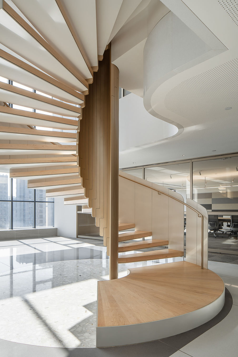 办公室旋转楼梯设计