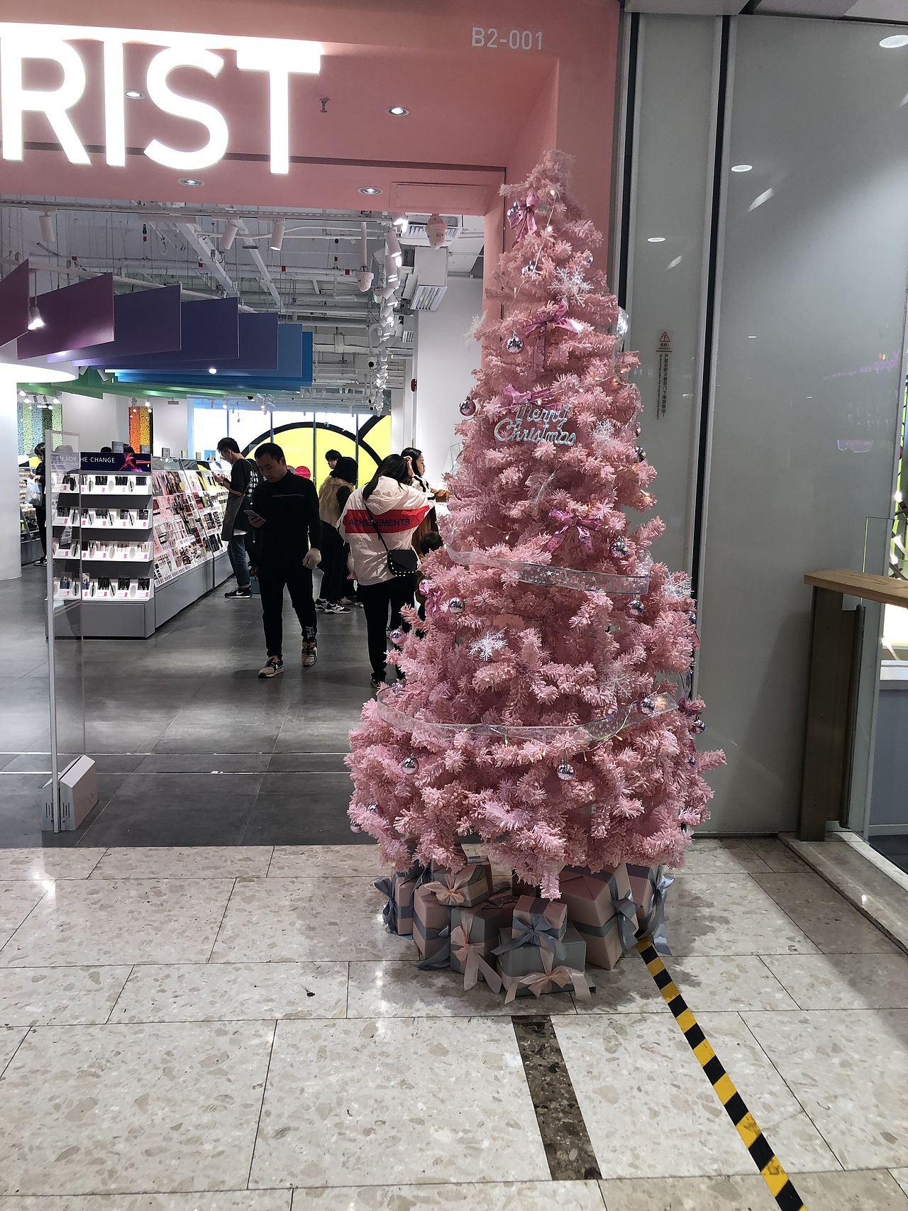 优衣库-Nome-热风-k11-the colorist（图ZMTkwNTc3Nzky） - 其他 - 站酷设计师蒋瓢瓢原创素材 - 站酷ZCOOL