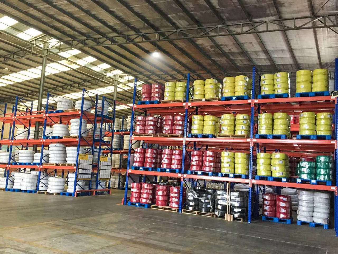 廣西縱覽線(xiàn)纜集團(tuán)車(chē)間部分展示（圖ZMjIwNzIzNDY0） - 其他工業(yè)/產(chǎn)品 - 站酷設(shè)計(jì)師懶小懶886原創(chuàng)素材 - 站酷ZCOOL