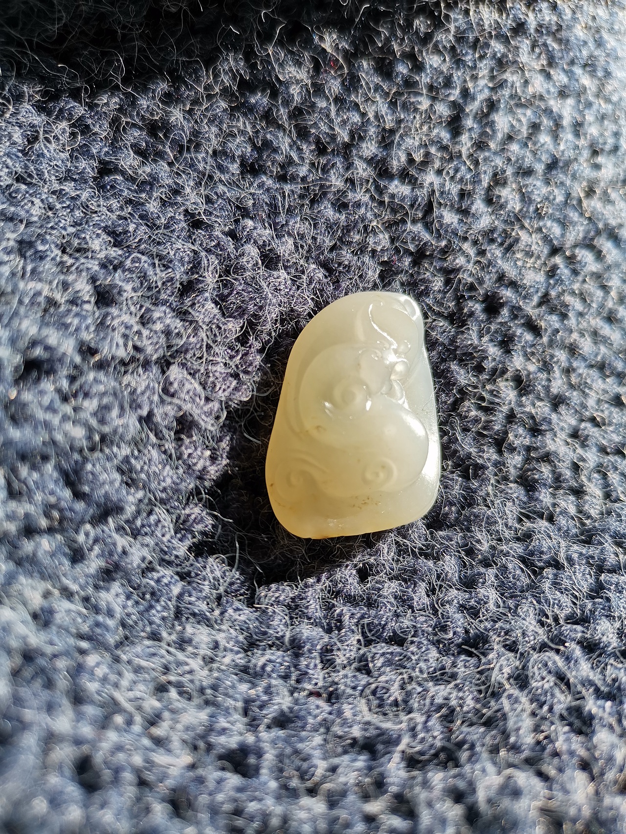 和田白玉籽料凤舞九天有凤来仪挂件象原玉雕