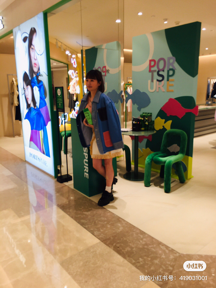 在武汉广场宝姿PURE为顾客画头像杯子（图ZMzMzOTkxNjQ0） - 商业插画 - 站酷设计师曾biubiu原创素材 - 站酷ZCOOL