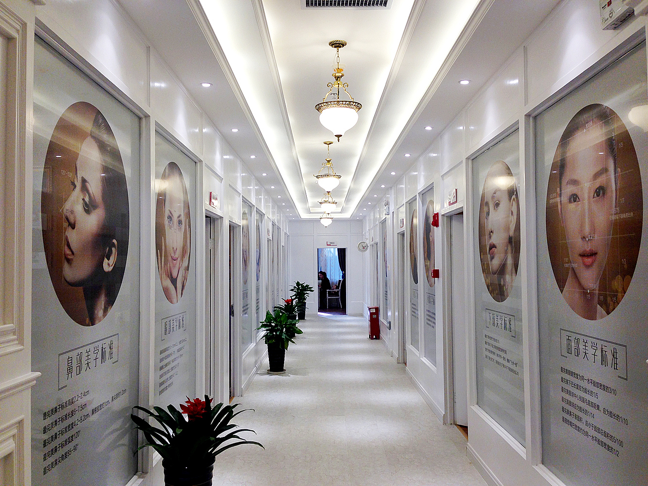 |平面|整形医院玻璃单透（图ZNTY2NjA3MzI=） - 宣传物料 - 站酷设计师MissYao原创素材 - 站酷ZCOOL