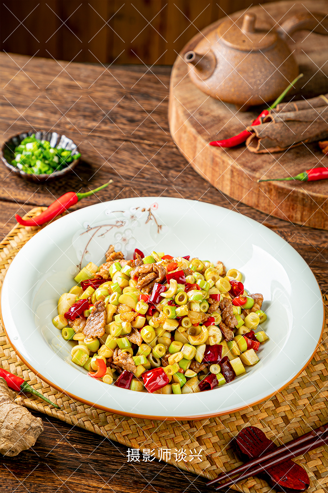辣椒炒肉、小笋、脆肚尖半成品菜美食拍摄（图ZMjc5ODIxNzQ0） - 美食摄影 - 站酷设计师会炒菜的谈师傅原创素材 - 站酷ZCOOL