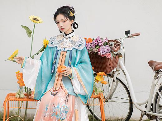 【汉服设计】-翩翩