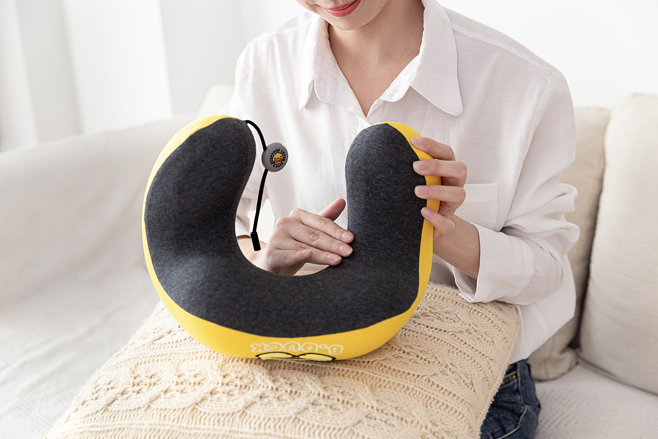 品牌案例丨小黄鸭U型枕