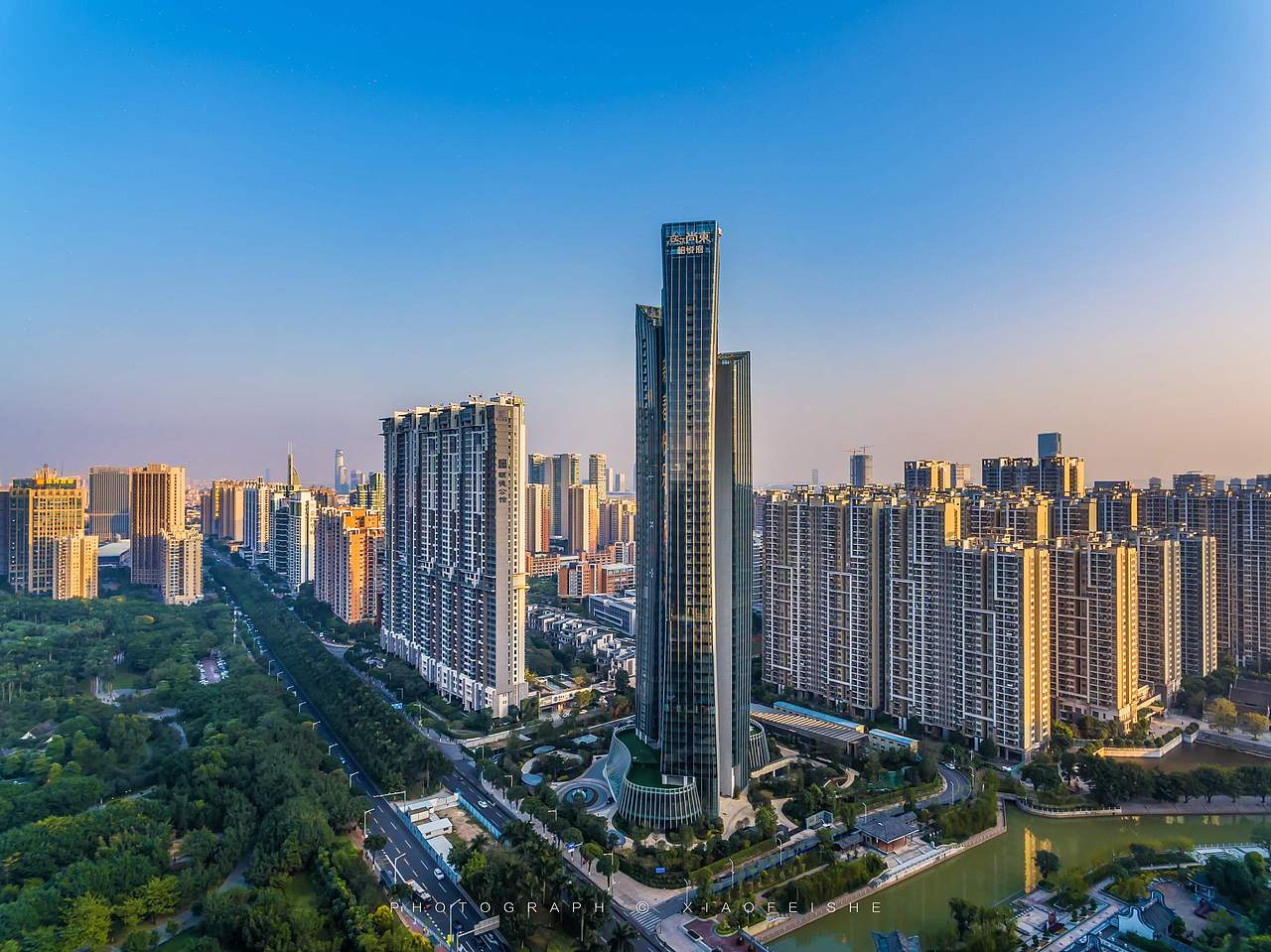 航拍广州（图ZNzUxOTI3OTI=） - 环境/建筑摄影 - 站酷设计师飞影传媒张飞鹏原创素材 - 站酷ZCOOL