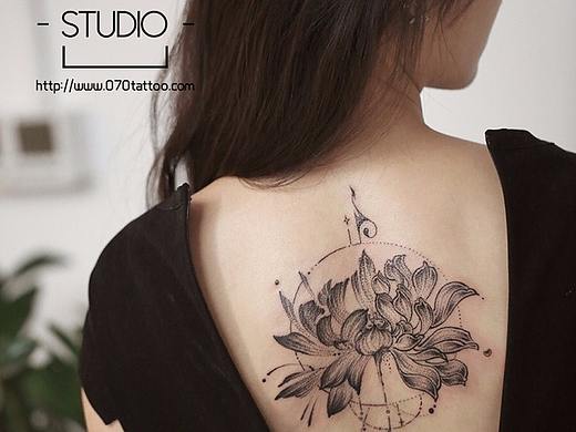 【行摄】026期:纹身或许是种信仰(Girl篇之后背)