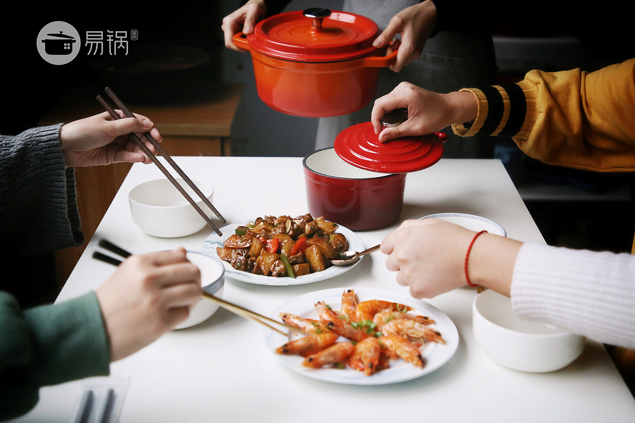 易锅美食溢彩流光系列经典橙色炖锅（图ZMTYzNTI1ODI4） - 产品摄影 - 站酷设计师whateverdu8原创素材 - 站酷ZCOOL