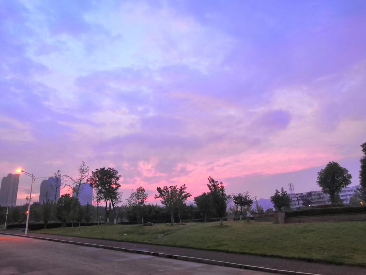 Alonay的个人主页（封面预览） - 主页封面设置 - 站酷设计师Alonay原创素材 - 站酷ZCOOL