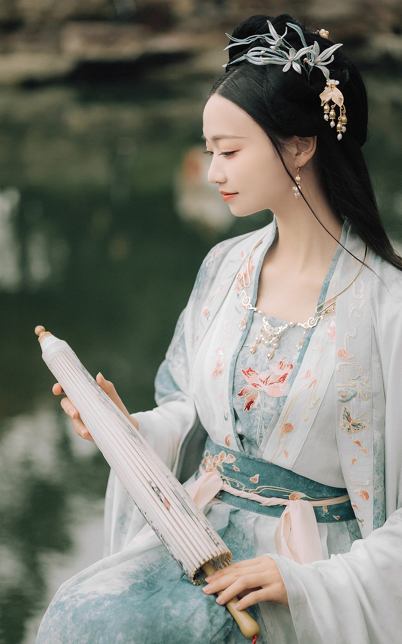 汉服摄影（图ZMjQzMzc0ODY4） - 人像摄影 - 站酷设计师南方瑜原创素材 - 站酷ZCOOL