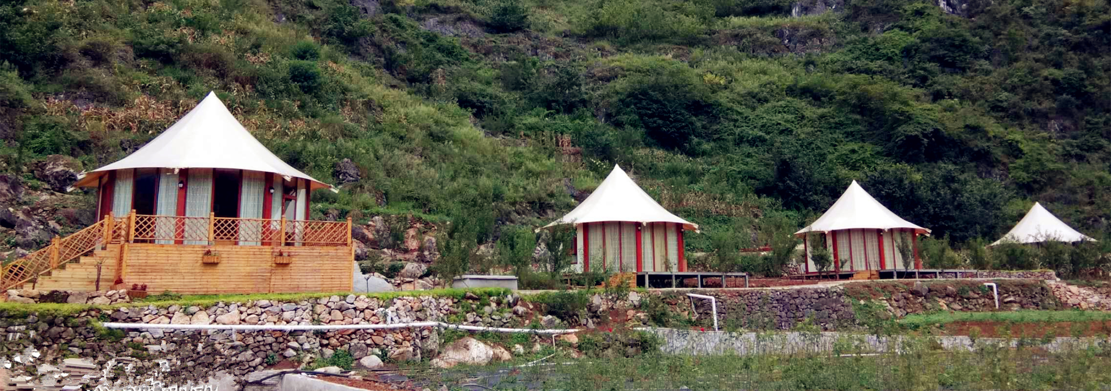 格拉丹帐篷酒店，打造绿色野奢营地_格拉丹酒店帐篷-站酷ZCOOL