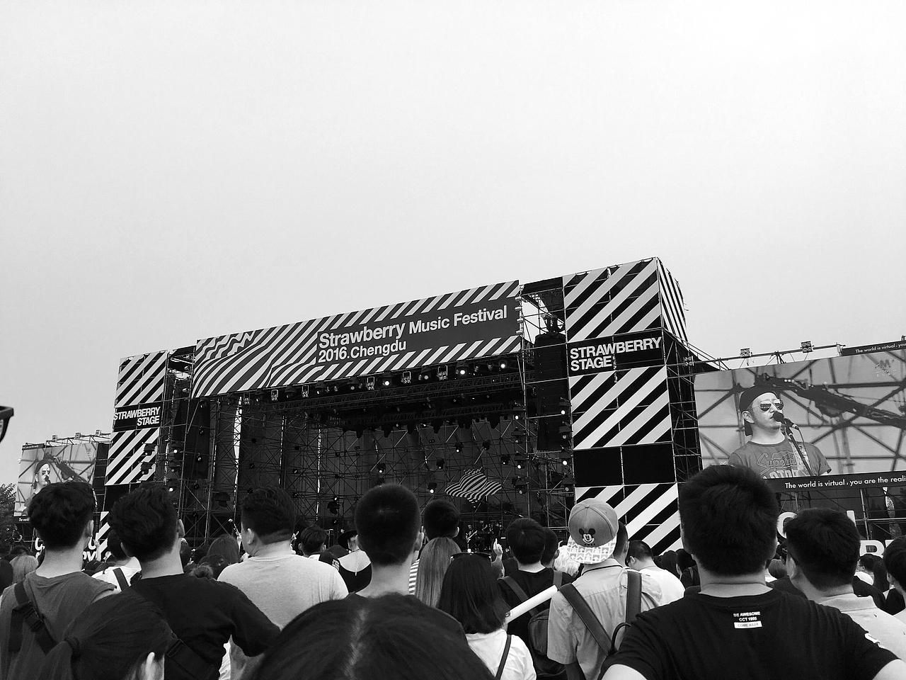 草莓音乐节（图ZNTQ0ODQ4NDg=） - 人文/纪实摄影 - 站酷设计师符鵬原创素材 - 站酷ZCOOL