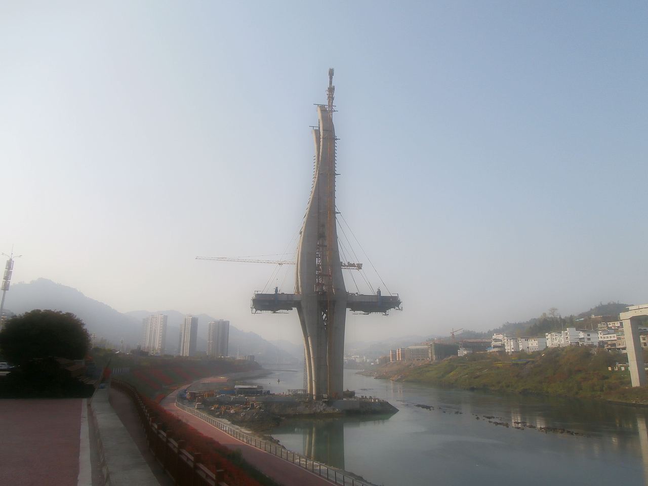 建设中的乌江三桥