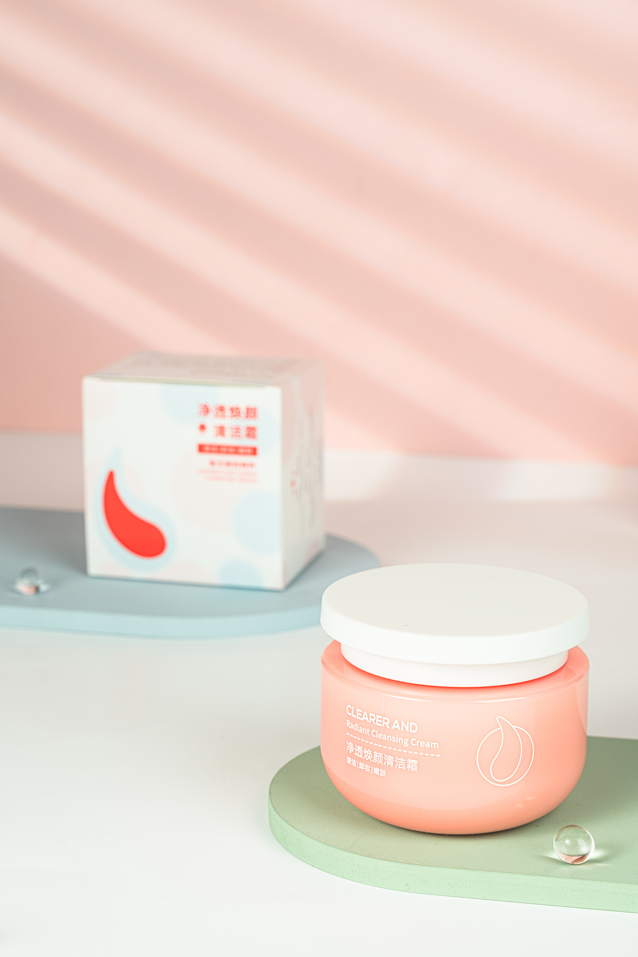 净透焕颜清洁霜丨创意拍摄