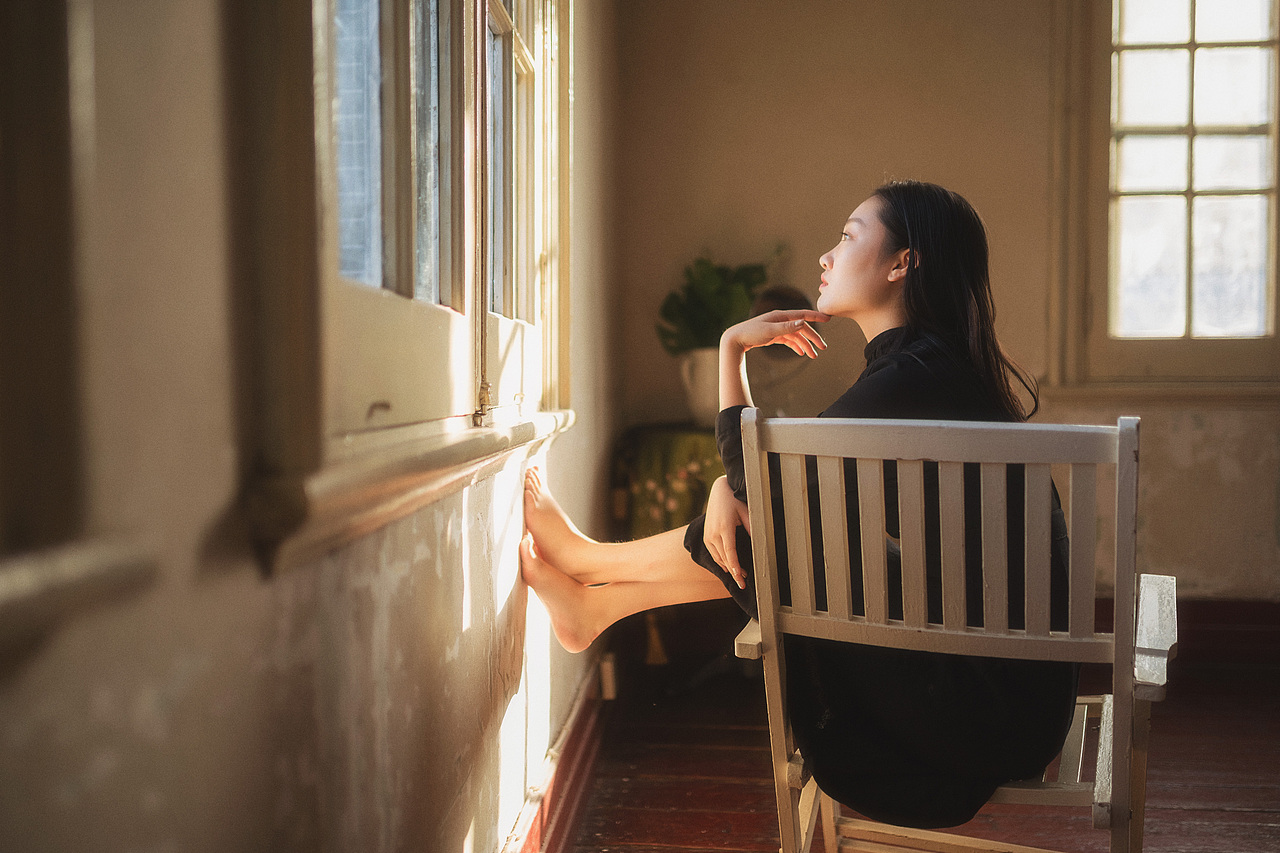 空房间（图ZOTY2NTAwMjg=） - 人像摄影 - 站酷设计师西瓜不要太郎原创素材 - 站酷ZCOOL