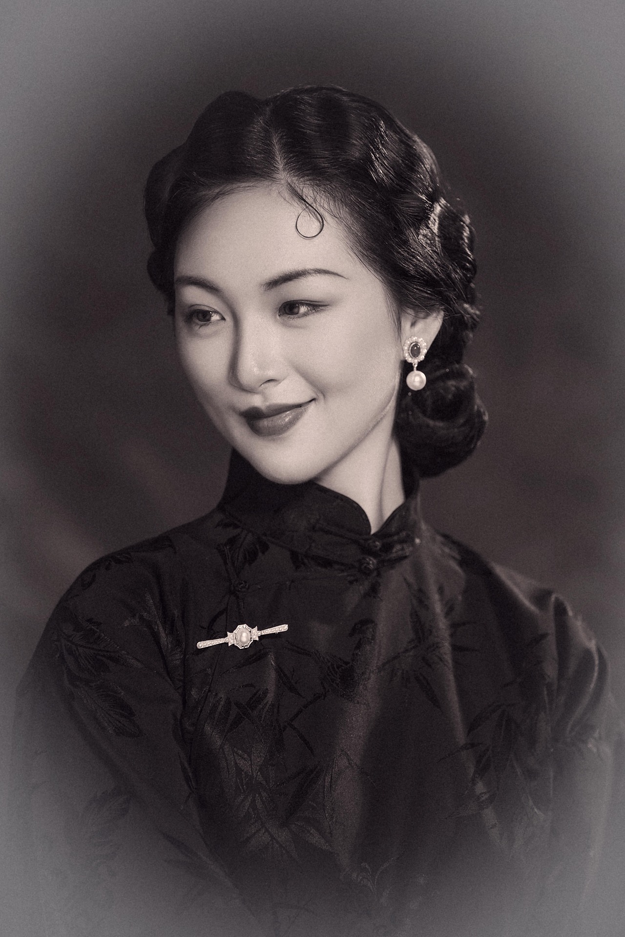 那时上海（图ZMjIxOTQ1MTU2） - 人像摄影 - 站酷设计师谷子旗袍照相原创素材 - 站酷ZCOOL