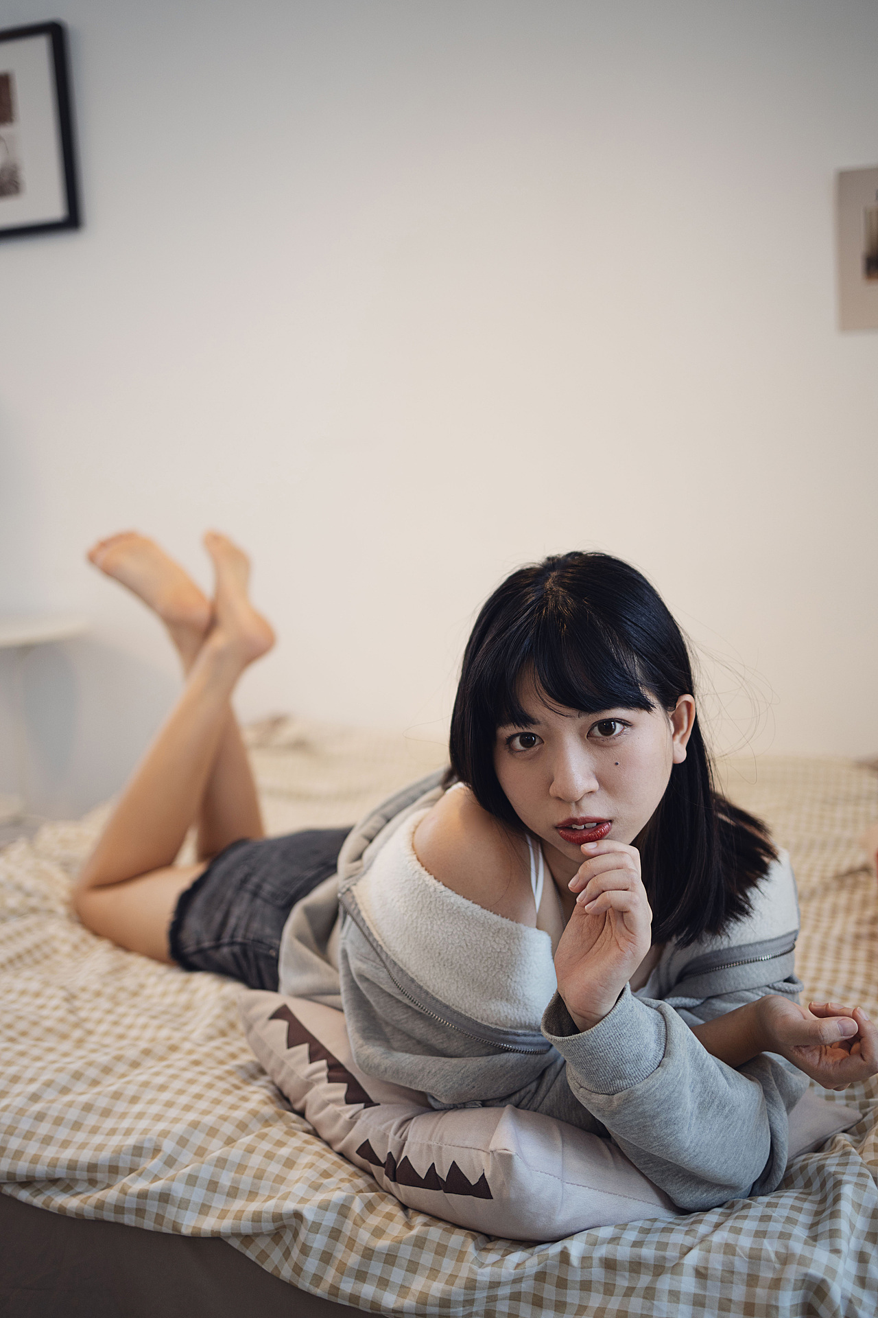 三吉【EOS R+RF35 1.8】（图ZMjY0MTUzOTc2） - 人像摄影 - 站酷设计师良俊原创素材 - 站酷ZCOOL