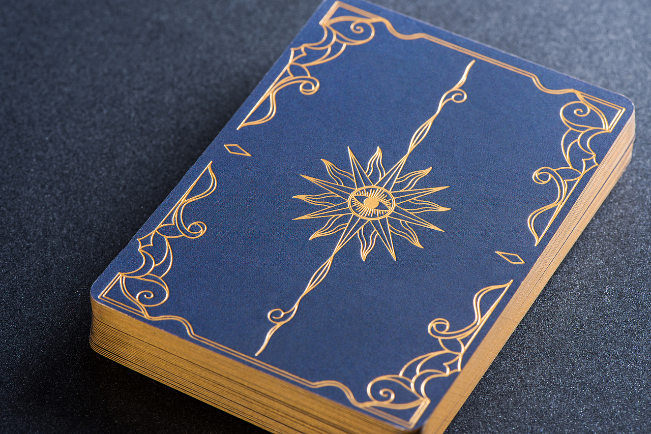 产品摄影雷诺曼占卜卡牌