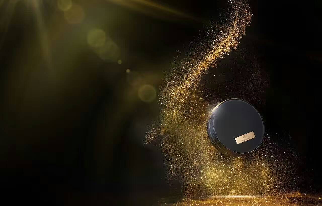 因诗美超级膜幻演唱会主KV及宣传物料