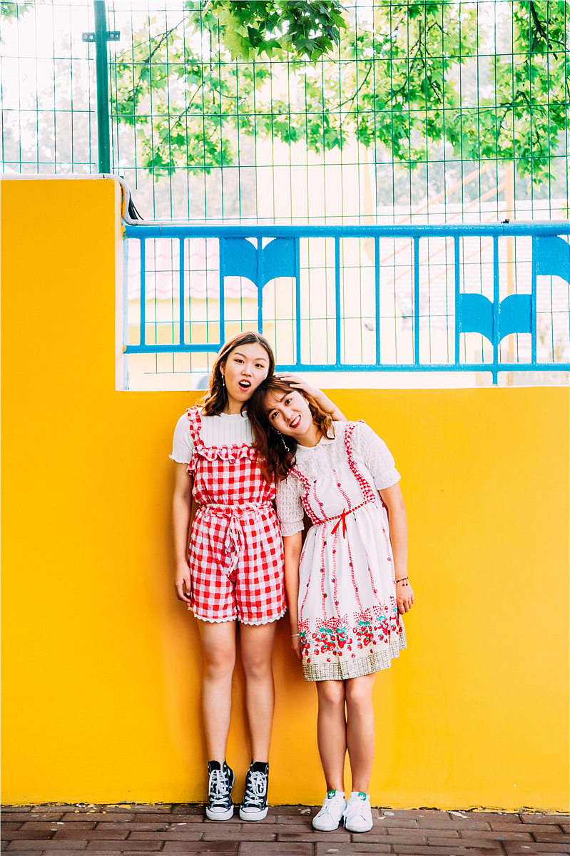 幼儿园风闺蜜客片（图ZOTMxNjQ1ODQ=） - 人像摄影 - 站酷设计师夏天吃不下了原创素材 - 站酷ZCOOL