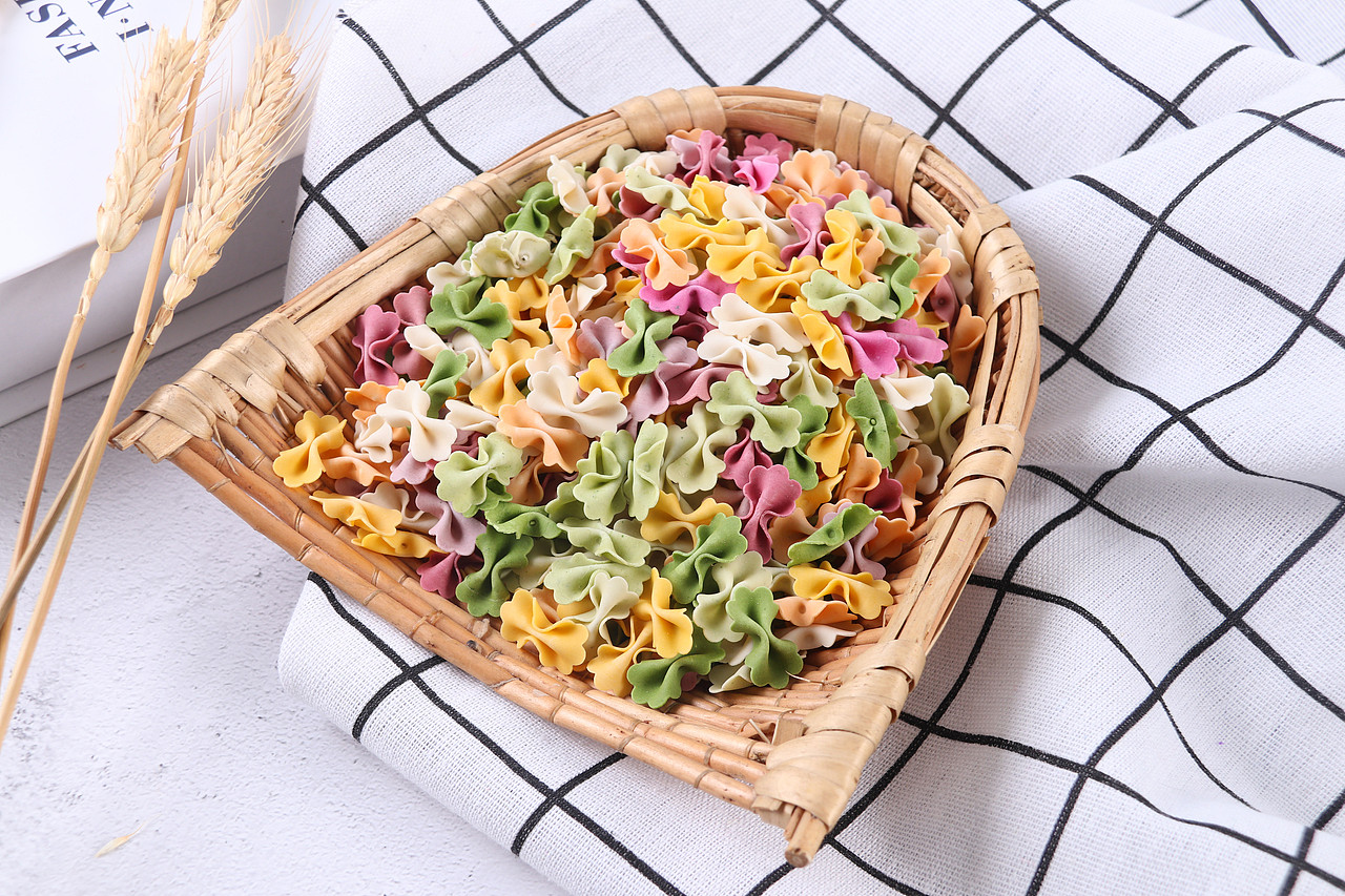 B06粮油米面\C05-米面杂粮\V62彩色蝴蝶面